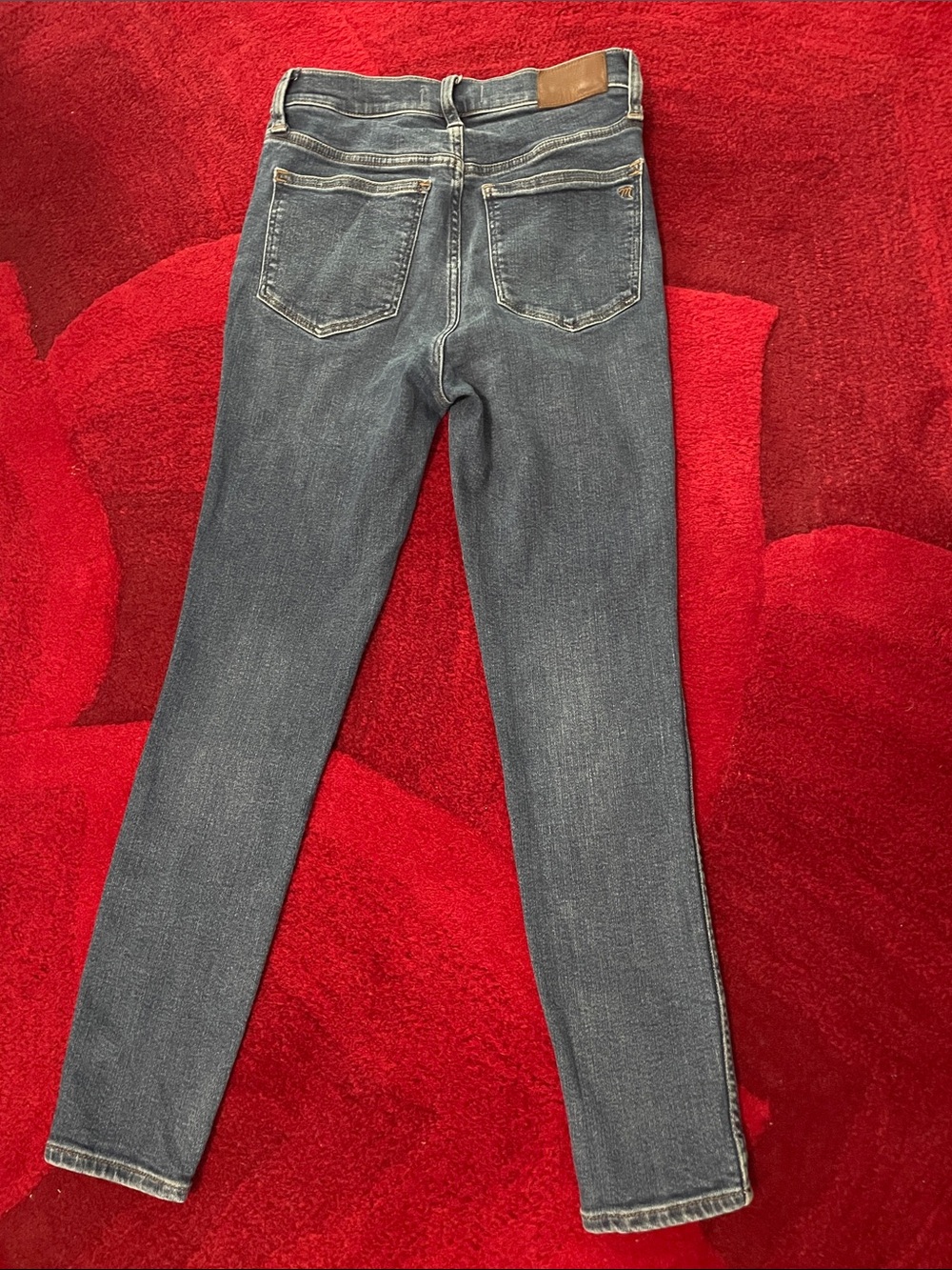 Madewell Skinny Jeans in Faded Blue - Picture 2 of 4